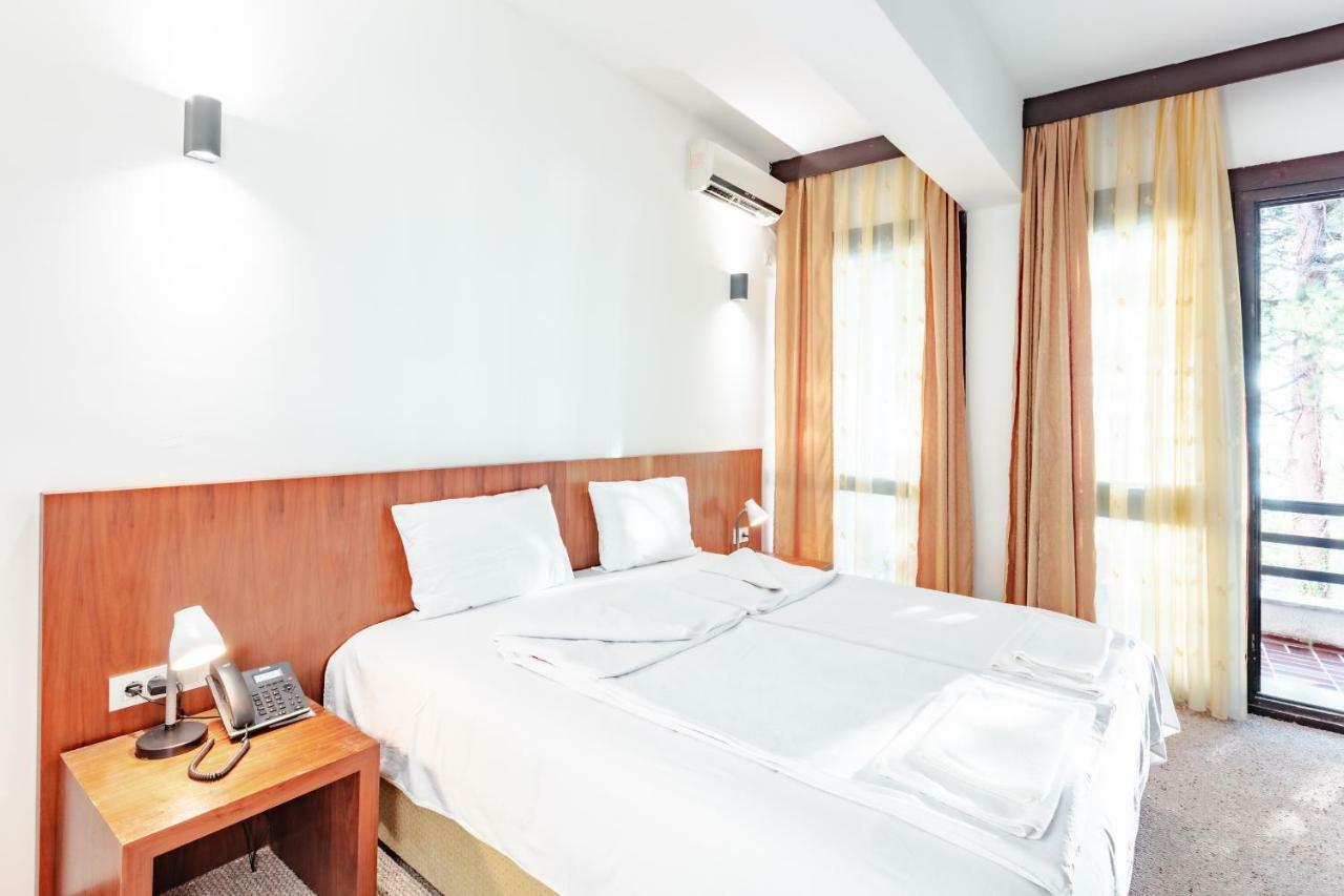 Hotel Pela Ohrid Exterior foto